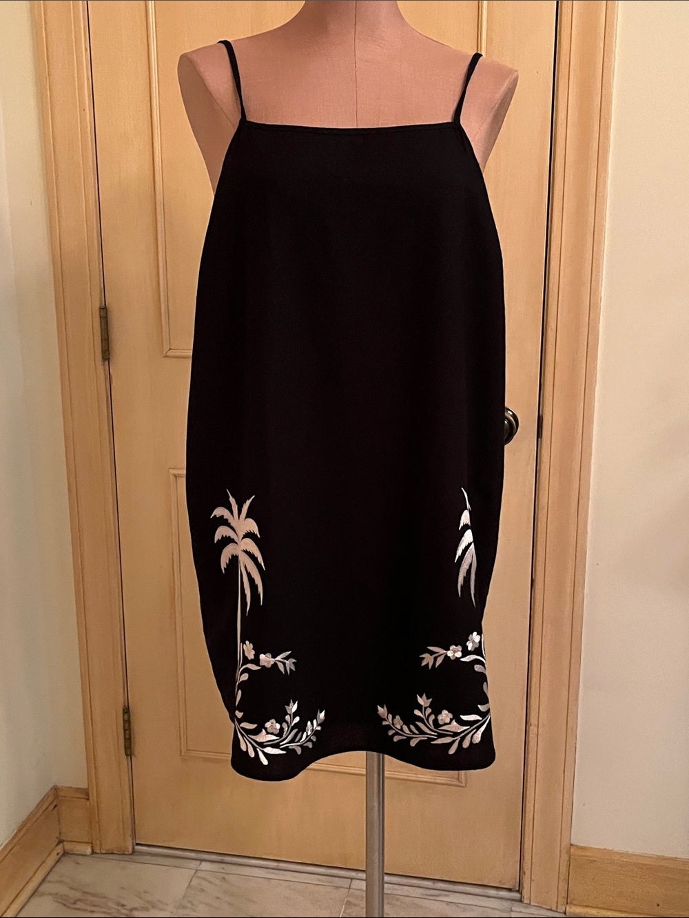 CALYPSO ST. BARTH Resort Vacay Beach Palm Tree Embroidery BLK/Cream Slip Dress L